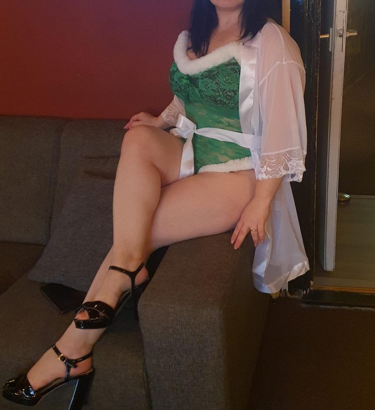 Prive42 Amsterdam: The Pinnacle of Luxury Nuru Massage